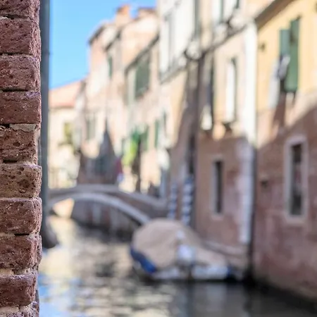 Apartment La Casetta Di Foscolo By Venicevillas *