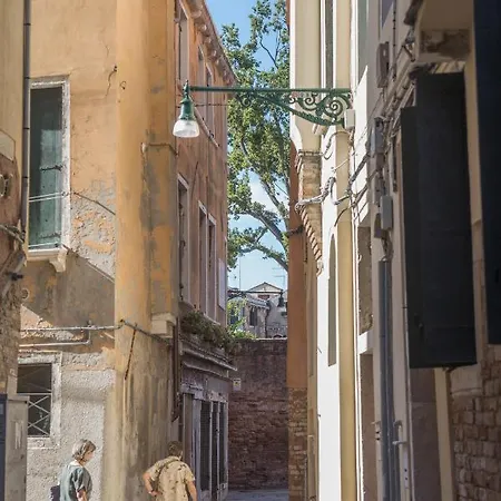 Apartamento La Casetta Di Foscolo By Venicevillas